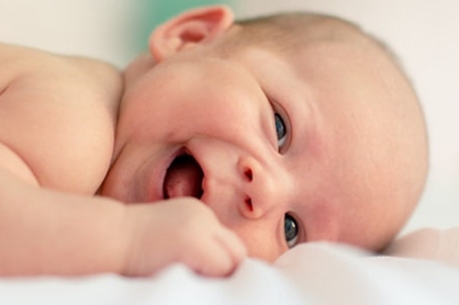 新出生的婴儿起名怎样最好 新生儿名字怎么起的好