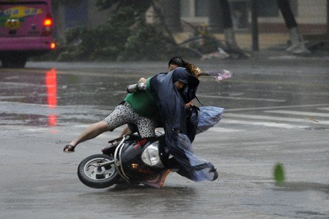 梦见狂风暴雨