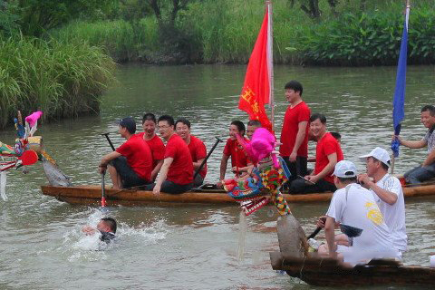 梦见掉水里